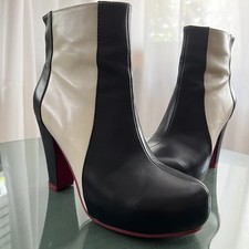 Lola Ramona Stiefeletten Gr. 39, wie neu!  10 cm hoch, beige-schwarz, Ankle-Boot