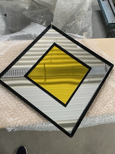 Spiegelschild verkehrsschild - spiegelschild,