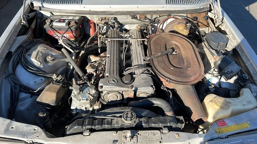 Mercedes benz w123 r107 280ce - mercedes,