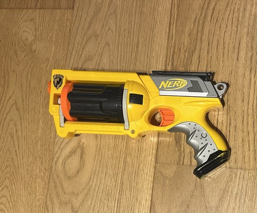 Nerf gun strike maverick - nerf,