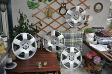 4 x Orig  TOYOTA AYGO 14" RADKAPPEN 426020H010