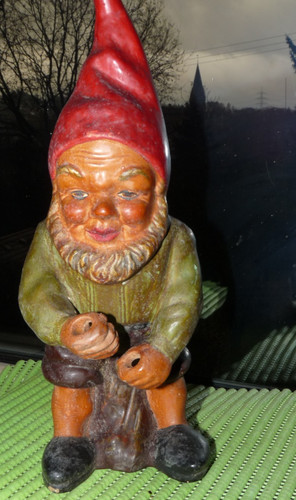 Gartenzwerg - (true, vintage)