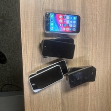 Lot of 19 Apple IPhone 4, 5