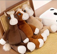 Süsses  Plüschpferd in 3