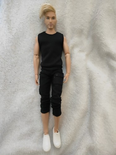 Barbie signature looks ken - barbie,