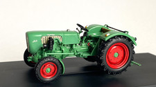 Traktor Modell  1:43 "