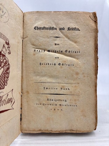 Charakteristiken und kritiken - und,
