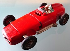 JNF, roter Mercedes Benz W196