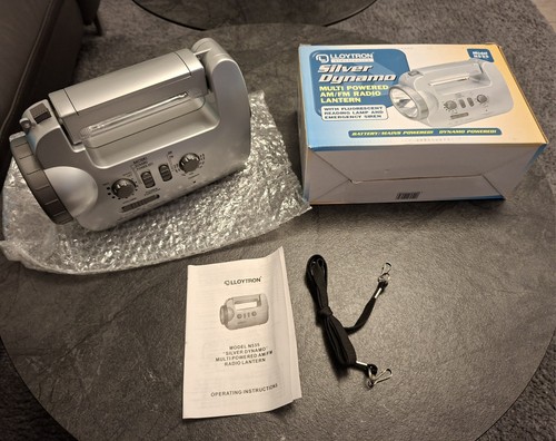 Lloytron silver dynamo radio - lloytron,