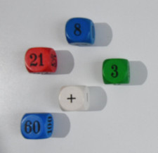 Würfelset: 4 seltene Zahlenwürfel und 1 +/-Würfel Lernmaterial / Rechentraining