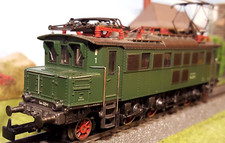 341  Märklin 3049 BR E 104 Personenzuglok , Güterzuglok, Elektrolok, grün  E 04