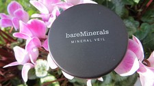 Bare Minerals, Escentuals