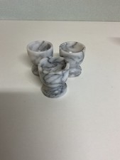 3x Vintage Marmor Eierbecher