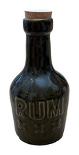 Cocktail-Becher Tiki-Rumflasche aus Keramik, hinten offen – Mit Korkverschluss 