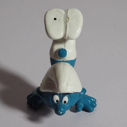 Schlumpf figur handstand - schlumpf,