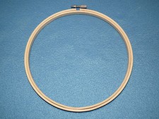 Stickrahmen rund aus Holz