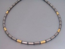 Titan Titanium Halskette Gold