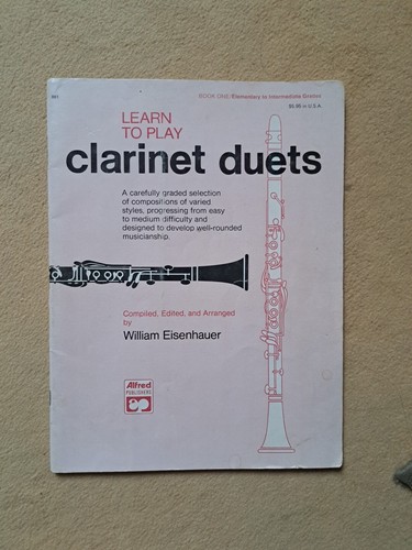 Learn play clarinet - play,