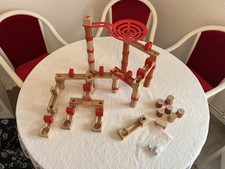 Holz Murmelbahn und parkour spiel