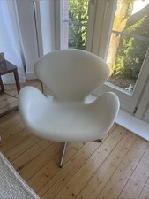 Arne Jacobsen Swan Chair Danish Design Leder cremeweiss Sessel Original
