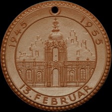 2. WELTKRIEG: Medaille 1955. 10 JAHRE BOMBARDIERUNG VON DRESDEN AM 13.2.1945.