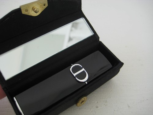 Kleine lippenstift box mit - lippenstift,
