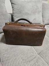 Alte Leder-Arzttasche / Dokumententasche ca. 1930-40 mit Messingbeschlägen