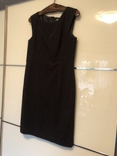 Kleines Schwarzes mit Jacke