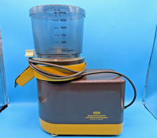 #SE4619# hochwertige REVO 4870 Getreidemühle mit Steinmahlwerk 300W *getestet*