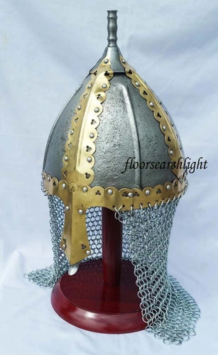 Mittelalterlicher helm norman - mittelalterlicher,