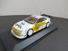 ^Modellautos 1:43 Motorsport