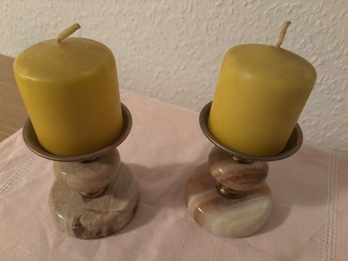 Zwei onyx kerzenhalter braune - zwei, onyx-kerzenhalter,