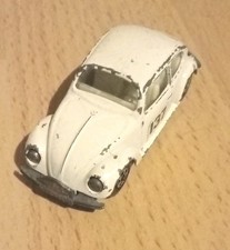Matchbox Series No 15 Superfast 137 Cremeweiß VW1500 Saloon  
