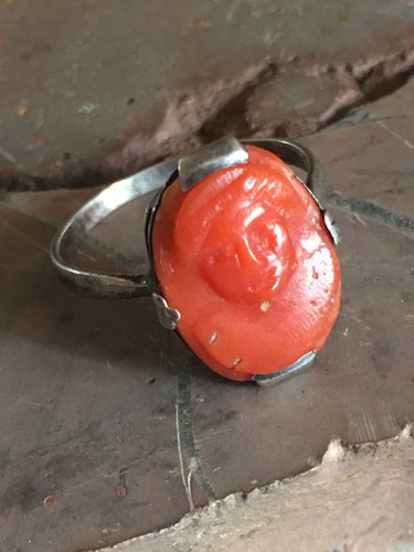 Alter feiner ring - mit, roter