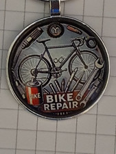 Bike repair Fahrradwerkstatt