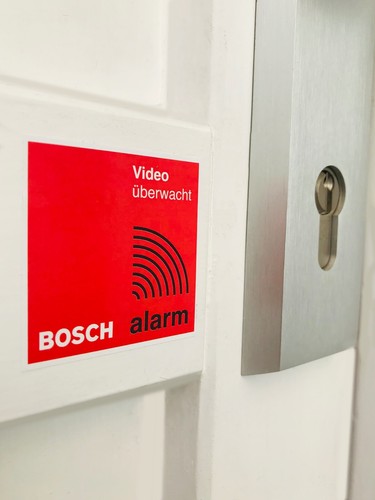 Bosch haus - 2x,