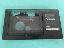 PANASONIC cassette adaptor Kassetten Adapter - SVHS - VW-TCA7E