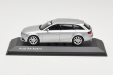 5011204213 Audi A4 B8 Avant Ice Silver Minichamps 1/43