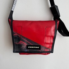 Freitag f11 lassie messenger - lassie,