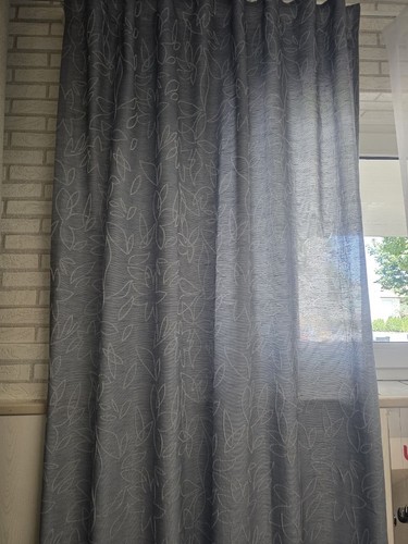 Esprit vorhang 250x130 - esprit,