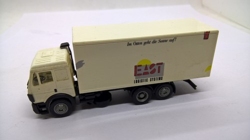 Herpa mercedes koffer lkw - mercedes, sk