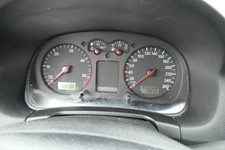 Golf 4 Tacho Tachometer Kombiinstrument 355.000km 1J0920806H TDI Diesel Automati