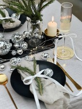 SILBERNE SPIEGELKUGELN