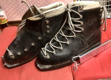 Tolle alte Skischuhe um 1950/55 - Völkl- ECHT ZWIEGENÄHT, LEDERFUTTER