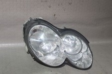 Scheinwerfer Xenon rechts Mercedes Benz SL R230 A 2308207861 Halterung DEFEKT