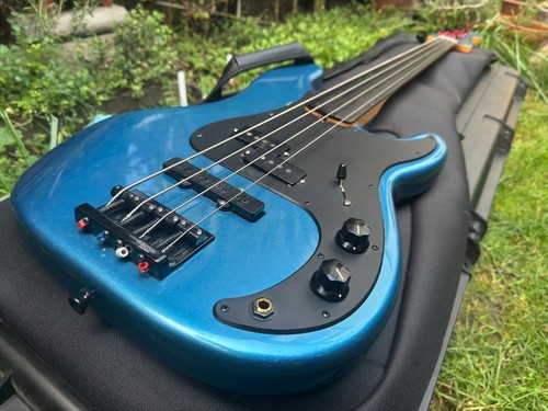 Fender tony franklin - tony, precision