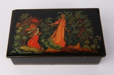 Signierte russische Lackdose