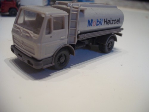 Wiking 810 mercedes benz - 810-8,