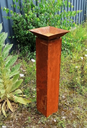 Edelrostsäule schlicht