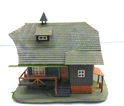 Kibri waldhaus gebaut - -,